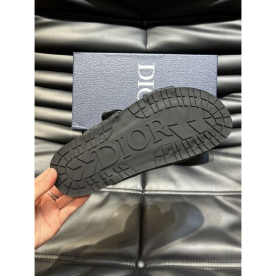 DIOR Dior This summer's new items to take for granted 2024SS Men's slippers DIOR Dior This summer's new items to take for granted 2024SS Men's slippers