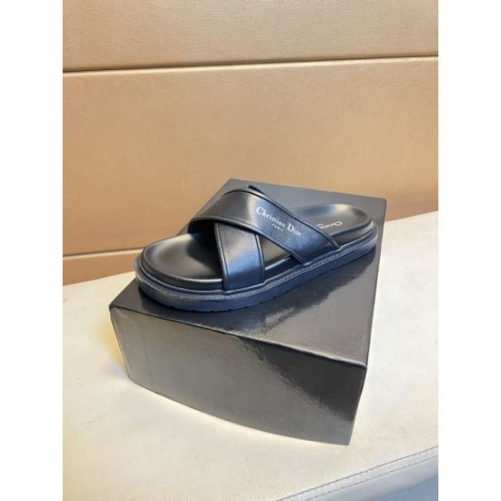 DIOR New Summer 2024SS Men's Slippers that can create a new look DIOR New Summer 2024SS Men's Slippers that can create a new look
