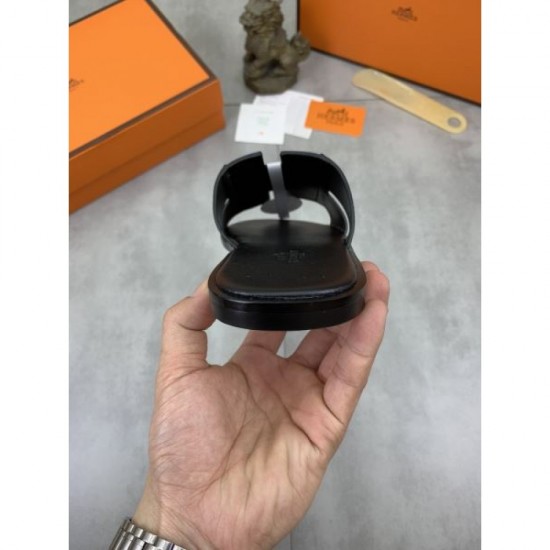 HERMES Brand new product that can't wait for summer 2024SS Men's slippers HERMES Brand new product that can't wait for summer 2024SS Men's slippers