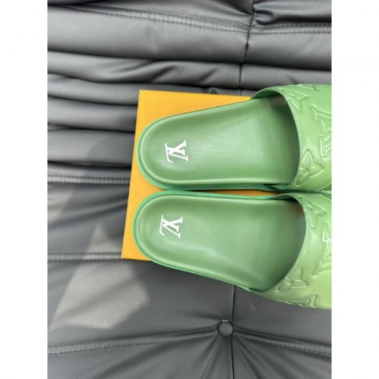 LOUIS VUITTON 2024SS men's slippers that go well with each other LOUIS VUITTON 2024SS men's slippers that go well with each other