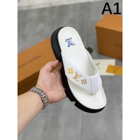 LOUIS VUITTON This season's best new 2024SS men's slippers LOUIS VUITTON This season's best new 2024SS men's slippers