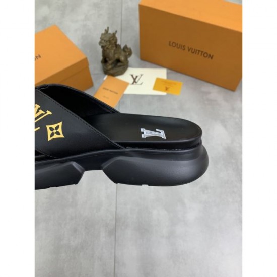 LOUIS VUITTON This season's best new 2024SS men's slippers LOUIS VUITTON This season's best new 2024SS men's slippers
