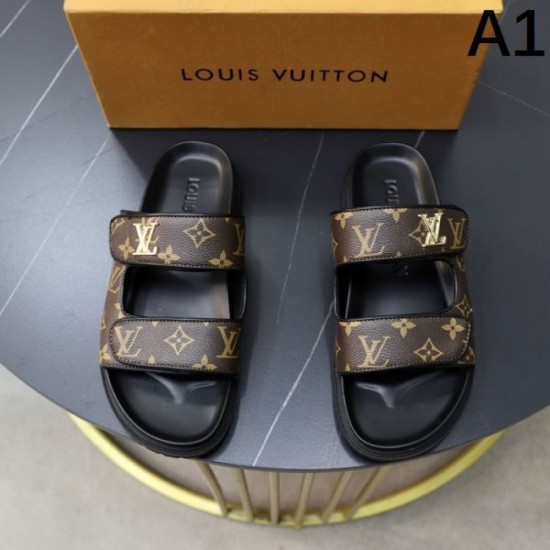 LOUIS VUITTON Explosively popular in summer 2024SS Men's slippers LOUIS VUITTON Explosively popular in summer 2024SS Men's slippers