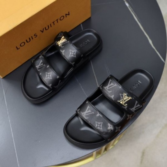 LOUIS VUITTON Explosively popular in summer 2024SS Men's slippers LOUIS VUITTON Explosively popular in summer 2024SS Men's slippers