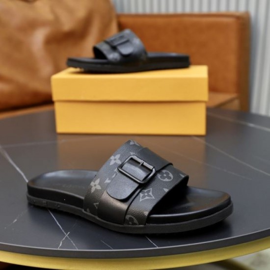 LOUIS VUITTON 2024SS men's slippers that are useful regardless of the season LOUIS VUITTON 2024SS men's slippers that are useful regardless of the season