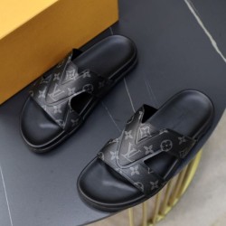 LOUIS VUITTON Enjoy fashion! 2024SS Men's slippers