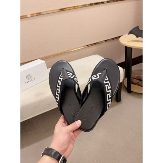 VERSACE Versace Popular Limited Color 2024SS Men's Sandals VERSACE Versace Popular Limited Color 2024SS Men's Sandals
