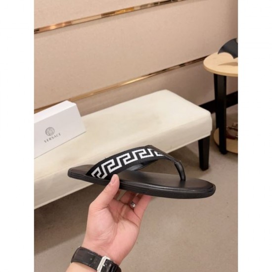 VERSACE Versace Popular Limited Color 2024SS Men's Sandals VERSACE Versace Popular Limited Color 2024SS Men's Sandals