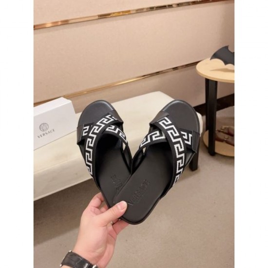 VERSACE Limited Time VIP Sale 2024SS Men's Sandals VERSACE Limited Time VIP Sale 2024SS Men's Sandals