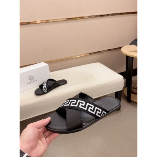 VERSACE Versace Customer Sale Special Price 2024SS Men's Sandals VERSACE Versace Customer Sale Special Price 2024SS Men's Sandals