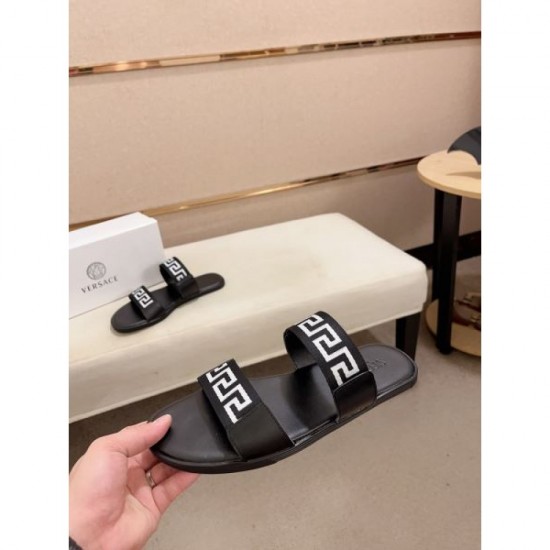 VERSACE Overseas Limited Item 2024SS Men's Sandals VERSACE Overseas Limited Item 2024SS Men's Sandals