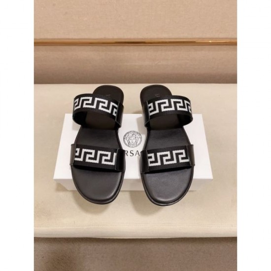 VERSACE Overseas Limited Item 2024SS Men's Sandals VERSACE Overseas Limited Item 2024SS Men's Sandals