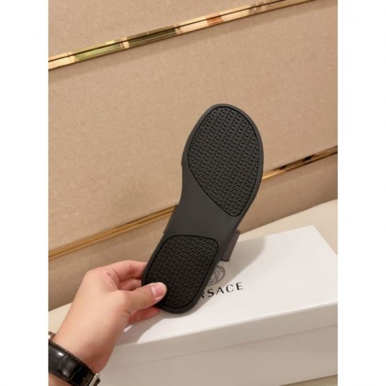 VERSACE Overseas Limited Item 2024SS Men's Sandals VERSACE Overseas Limited Item 2024SS Men's Sandals