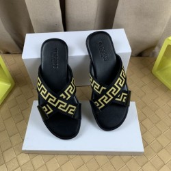 VERSACE Versace Spring/Summer Super Popular Instant Sold Out 2024SS Men's Sandals