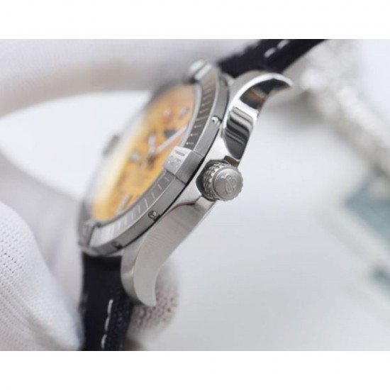 2024SS Spring/Summer Essentials BREITLING Watch 2024SS Spring/Summer Essentials BREITLING Watch