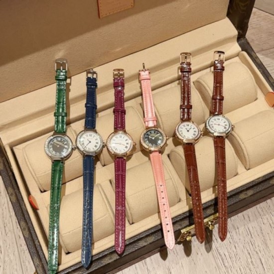 2024SS CARTIER watch that is useful during the change of seasons 2024SS CARTIER watch that is useful during the change of seasons