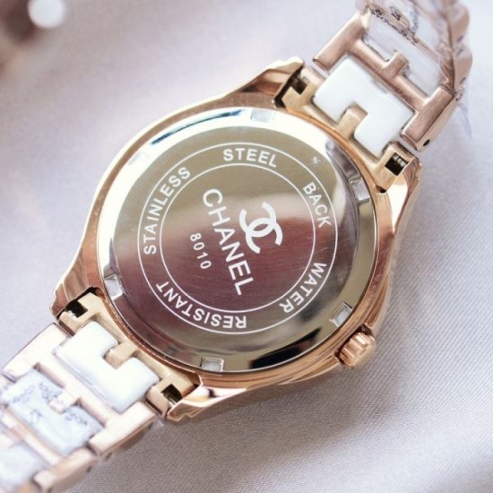 2024SS For an elegant casual outfit CHANEL Clock Watch 2024SS For an elegant casual outfit CHANEL Clock Watch