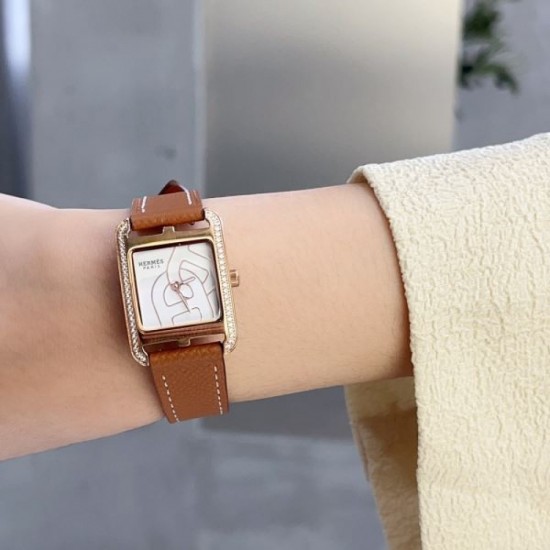 2024SS Always sold out at the end of the year HERMES Watch Watch 2024SS Always sold out at the end of the year HERMES Watch Watch