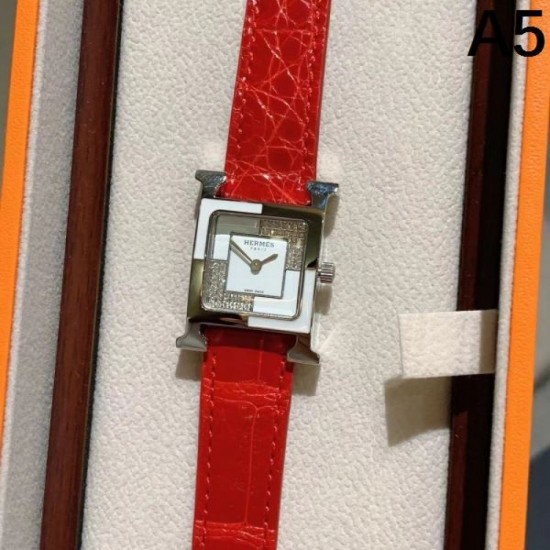 2024SS New this season! Adults are also welcome! HERMES watch watch 2024SS New this season! Adults are also welcome! HERMES watch watch