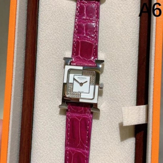 2024SS New this season! Adults are also welcome! HERMES watch watch 2024SS New this season! Adults are also welcome! HERMES watch watch