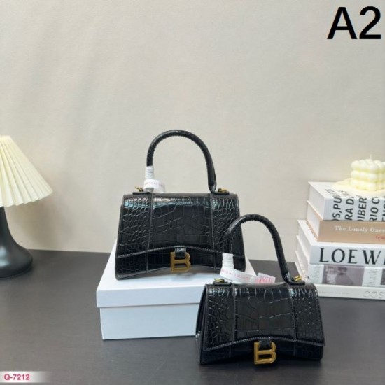 Super popular beautiful item on sale 2024SS tote bag BALENCIAGA Balenciaga Super popular beautiful item on sale 2024SS tote bag BALENCIAGA Balenciaga