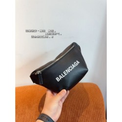 Cheap on sale 2024SS waist bag BALENCIAGA Balenciaga