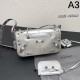 BALENCIAGA Balenciaga 2024FW A new masterpiece shoulder bag with high demand BALENCIAGA Balenciaga 2024FW A new masterpiece shoulder bag with high demand