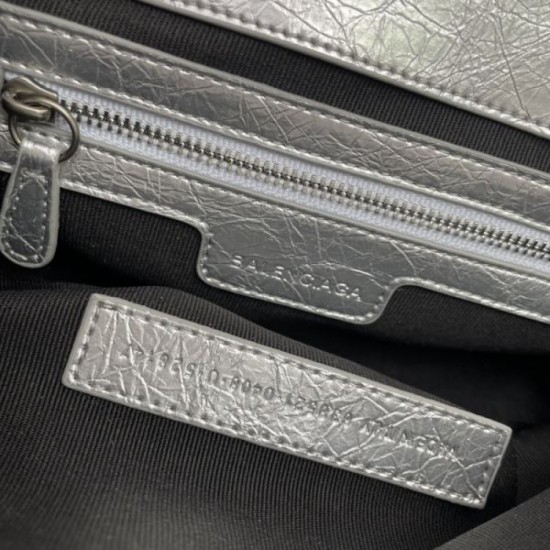 BALENCIAGA Balenciaga 2024FW A new masterpiece shoulder bag with high demand BALENCIAGA Balenciaga 2024FW A new masterpiece shoulder bag with high demand