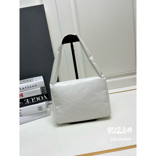 BALENCIAGA Balenciaga 2024FW Tote bag to watch this fall/winter BALENCIAGA Balenciaga 2024FW Tote bag to watch this fall/winter