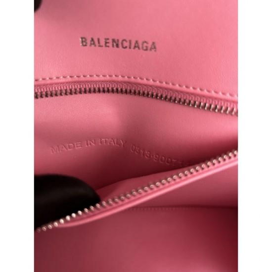 BALENCIAGA Balenciaga 2024FW Tote bag that will definitely be popular this fall BALENCIAGA Balenciaga 2024FW Tote bag that will definitely be popular this fall