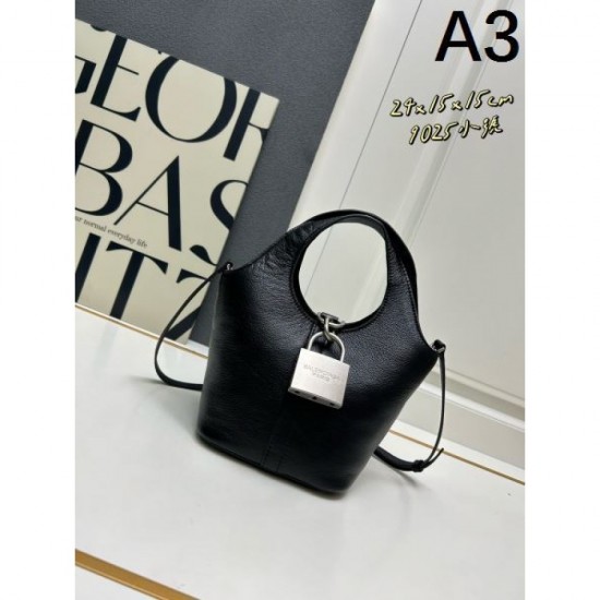 BALENCIAGA Balenciaga 2024FW Relaxed tote bag BALENCIAGA Balenciaga 2024FW Relaxed tote bag