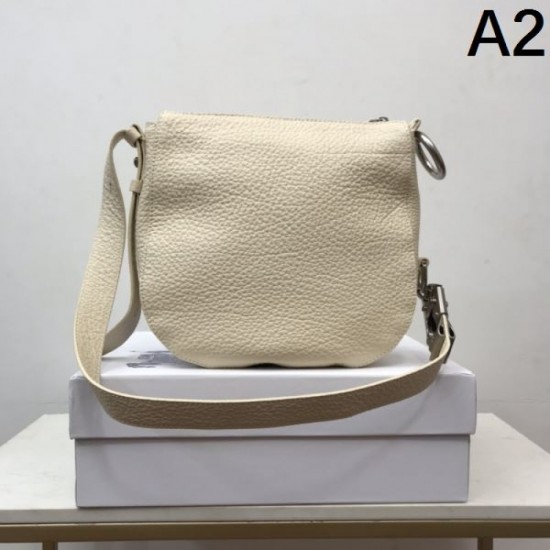 Super trendy 2024SS shoulder bag BURBERRY Super trendy 2024SS shoulder bag BURBERRY