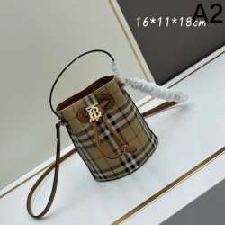 Spring/summer essentials 2024SS tote bag BURBERRY Burberry