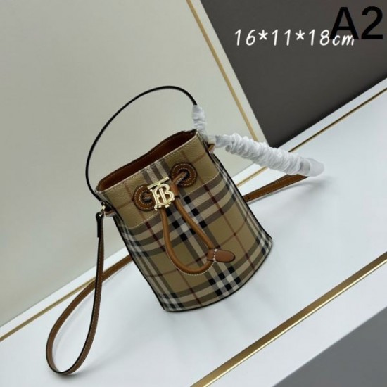Spring/summer essentials 2024SS tote bag BURBERRY Burberry Spring/summer essentials 2024SS tote bag BURBERRY Burberry