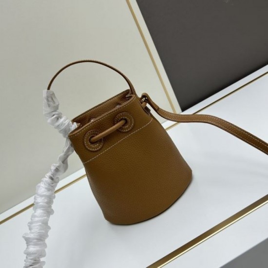 Spring/summer essentials 2024SS tote bag BURBERRY Burberry Spring/summer essentials 2024SS tote bag BURBERRY Burberry