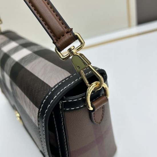 2024SS tote bag you should carry this summer BURBERRY Burberry 2024SS tote bag you should carry this summer BURBERRY Burberry