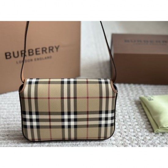 The latest spring/summer product is sure to sell out 2024SS shoulder bag BURBERRY Burberry The latest spring/summer product is sure to sell out 2024SS shoulder bag BURBERRY Burberry