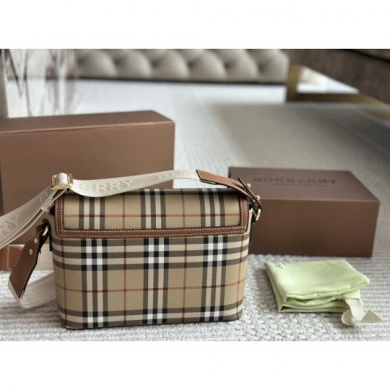 Long season 2024SS shoulder bag BURBERRY Burberry Long season 2024SS shoulder bag BURBERRY Burberry