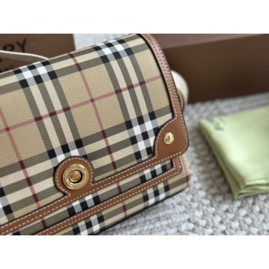 Long season 2024SS shoulder bag BURBERRY Burberry Long season 2024SS shoulder bag BURBERRY Burberry