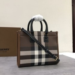 2024SS No.1 cumulative sales total BURBERRY Burberry tote bag