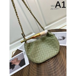 BOTTEGA VENETA Bottega Veneta 2024FW VIP price overseas shoulder bag