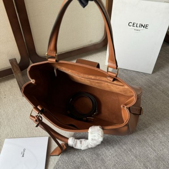 Both popular 2024SS tote bags CELINE Both popular 2024SS tote bags CELINE
