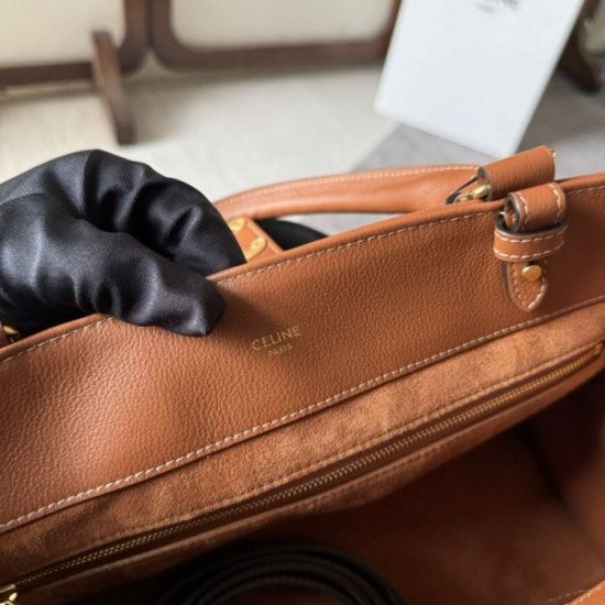 Both popular 2024SS tote bags CELINE Both popular 2024SS tote bags CELINE