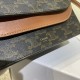 Casual outfit 2024SS shoulder bag CELINE Casual outfit 2024SS shoulder bag CELINE