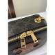 Full of fashion sense 2024SS shoulder bag CELINE Full of fashion sense 2024SS shoulder bag CELINE