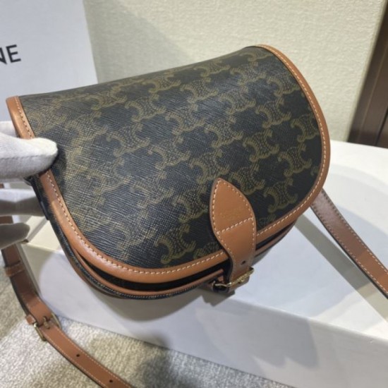 2024SS shoulder bag CELINE that shines with sophisticated charm 2024SS shoulder bag CELINE that shines with sophisticated charm