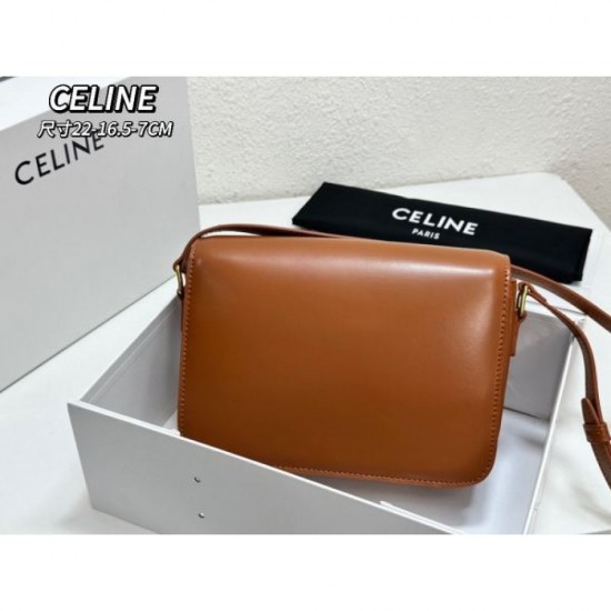 2024SS shoulder bag CELINE that can be used for any occasion 2024SS shoulder bag CELINE that can be used for any occasion