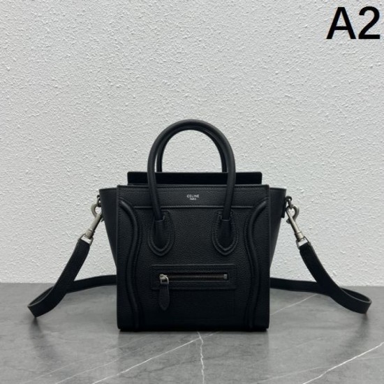 2024SS tote bag that is useful during the change of seasons CELINE 2024SS tote bag that is useful during the change of seasons CELINE