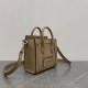 2024SS tote bag that is useful during the change of seasons CELINE 2024SS tote bag that is useful during the change of seasons CELINE