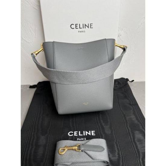Fans flock to new summer products 2024SS tote bag CELINE Fans flock to new summer products 2024SS tote bag CELINE